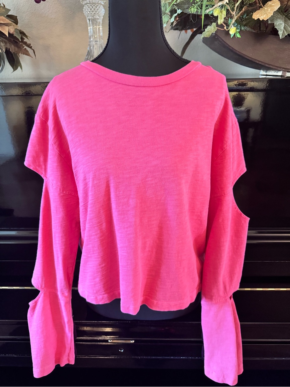LNA RARE Cold Shoulder Pink Top